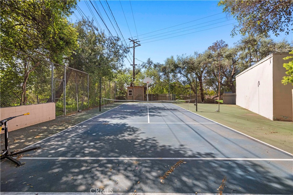 4952 Alta Canyada Road W Property Photo 41