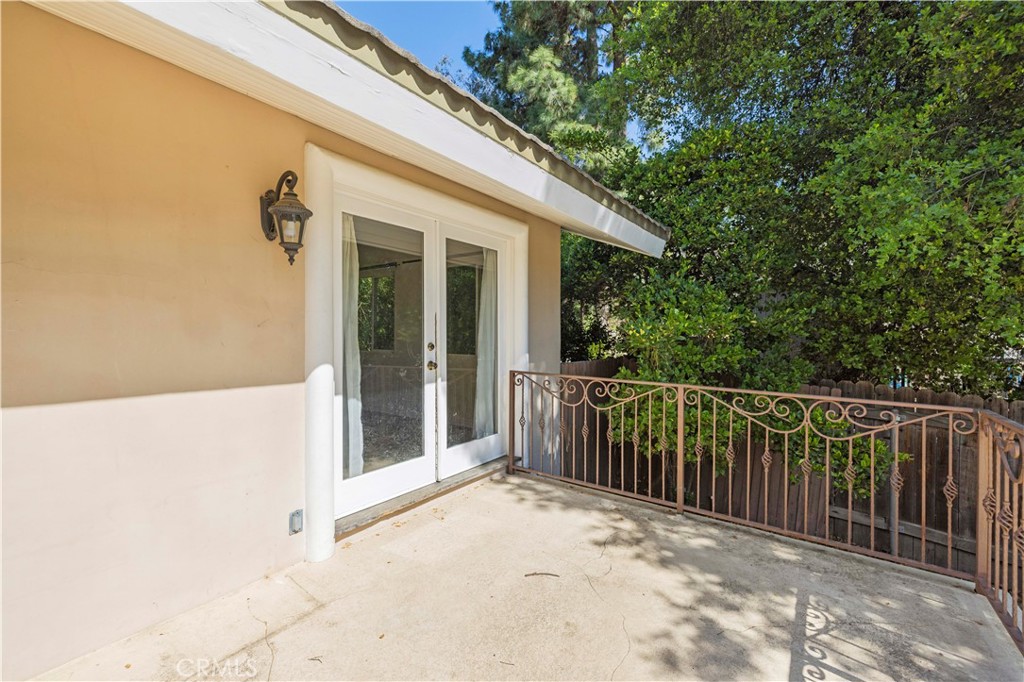 4952 Alta Canyada Road W Property Photo 47