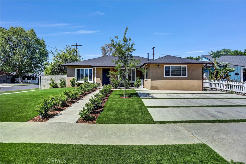 17627 Caprino Place Property Photo 1