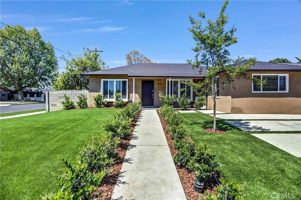 17627 Caprino Place Property Photo 4