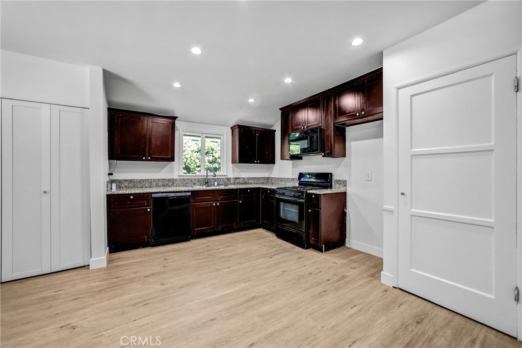 17627 Caprino Place Property Photo 10