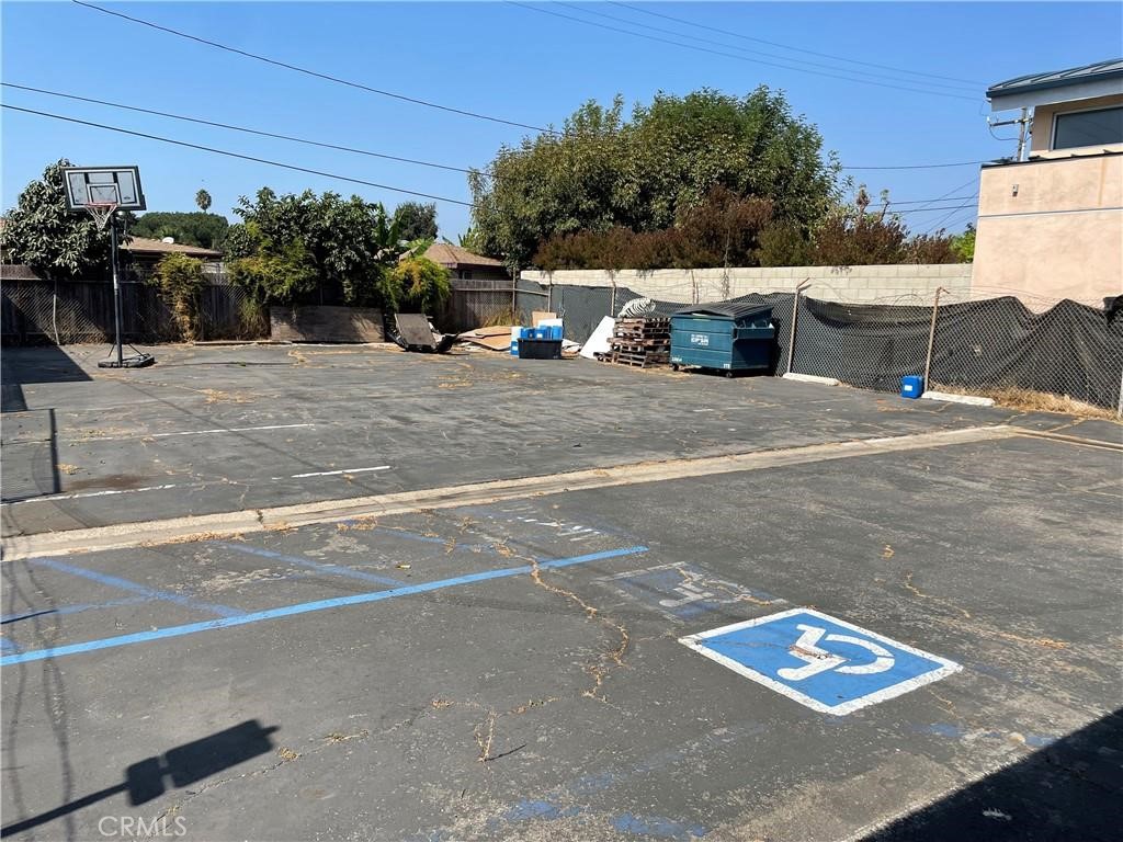 2165 Harbor Boulevard Property Photo 2