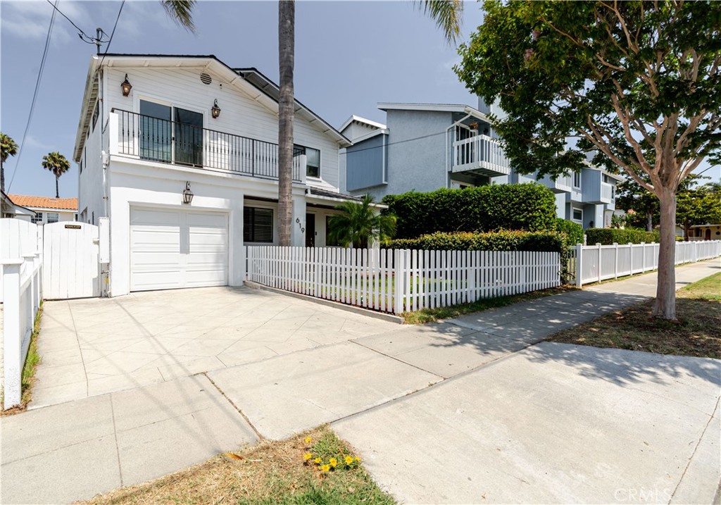 619 Beryl Street Property Photo 1
