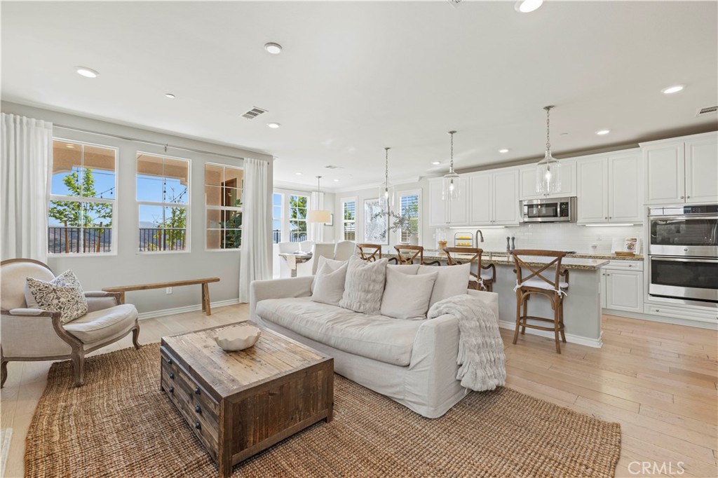 29034 Via Patina Property Photo 10