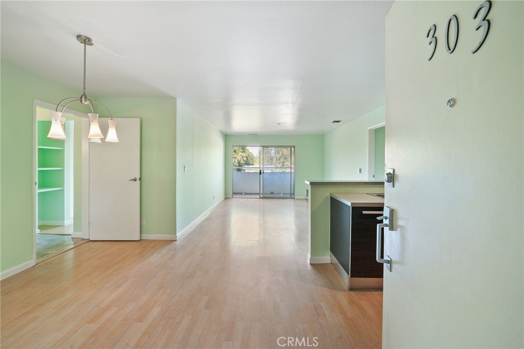 7254 Vassar Avenue 303 Property Photo 13
