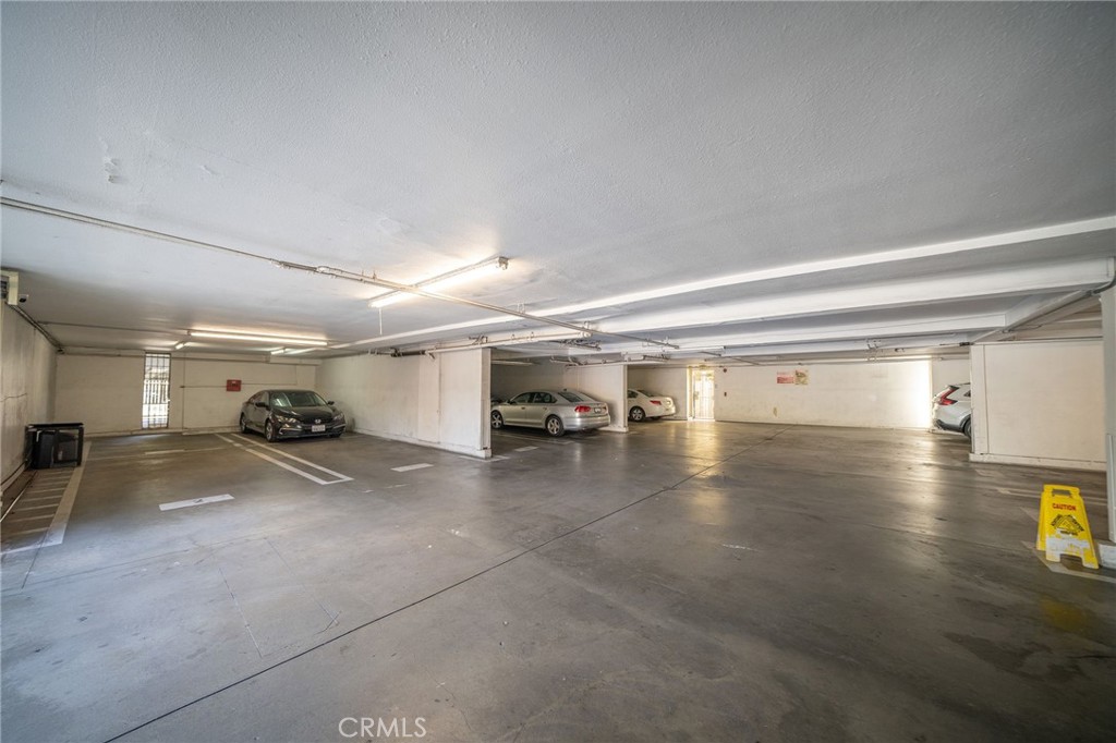 7254 Vassar Avenue 303 Property Photo 22