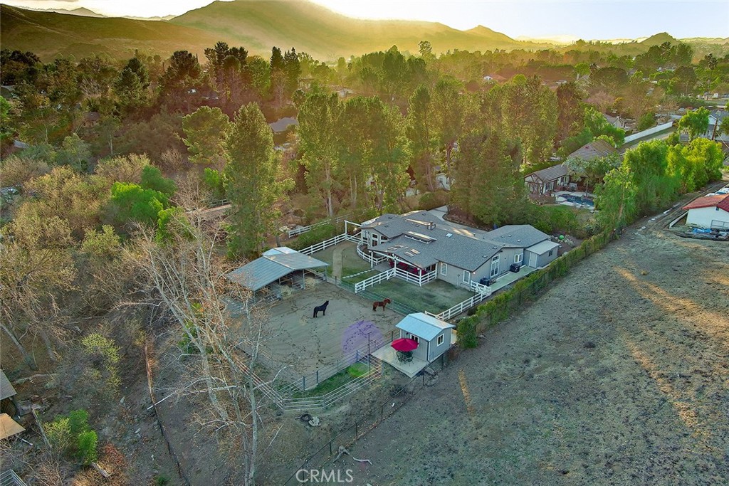 5524 Fairview Place Property Photo 1