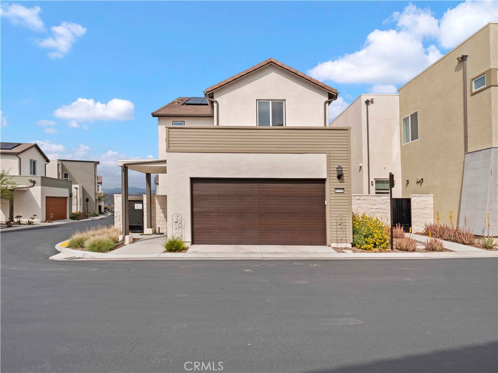 27730 Knoll View Place Property Photo 1
