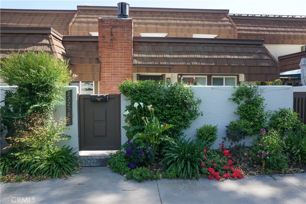 22258 James Alan Circle 6 Property Photo 1