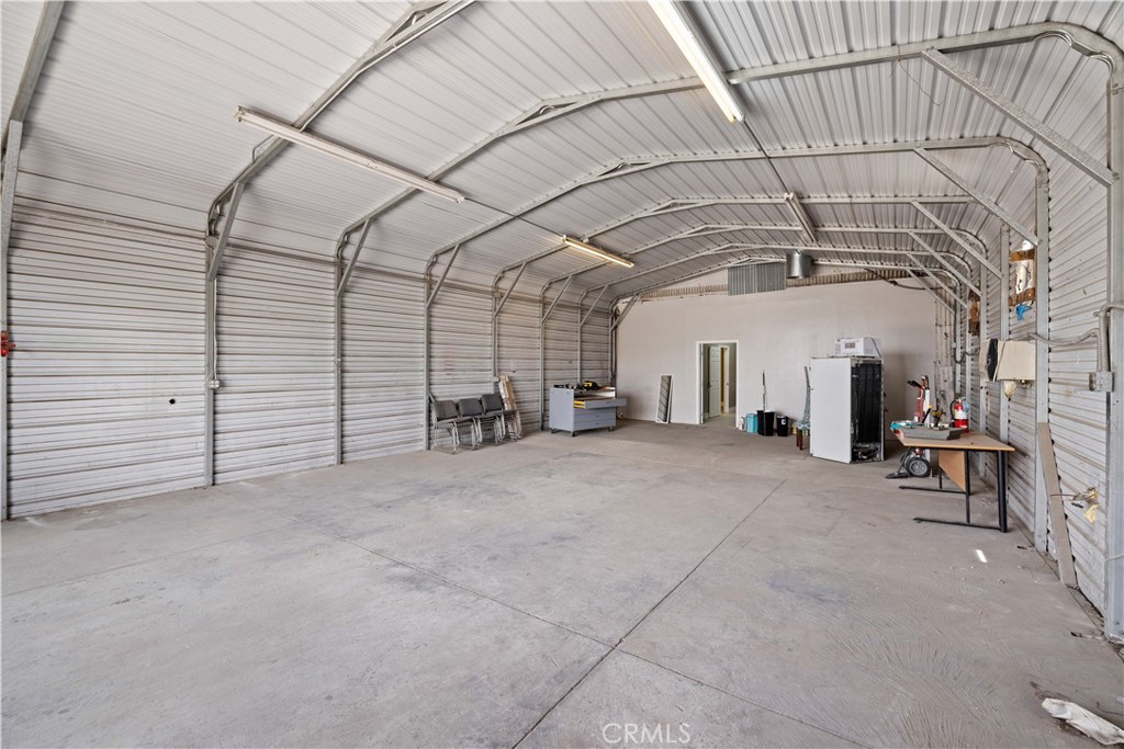 307 W Avenue I Property Photo 4