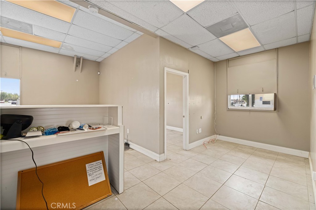 307 W Avenue I Property Photo 9