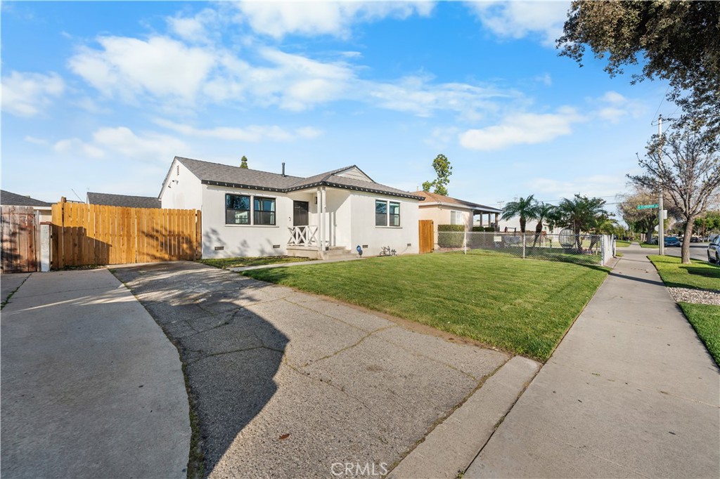 9753 Sunglow Street Property Photo