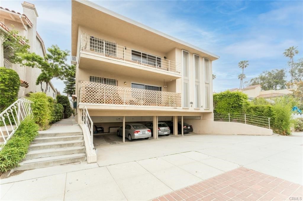 943 19th Street Property Photo 1