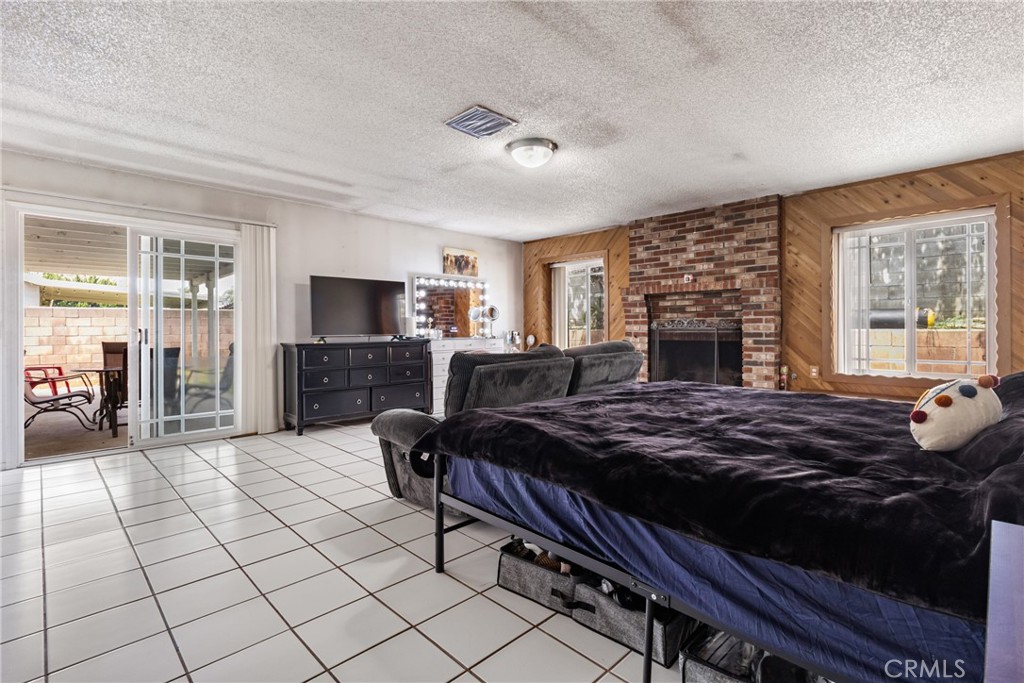 9684 Hemlock Street Property Photo 20