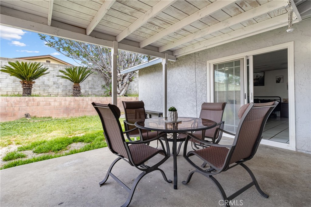 9684 Hemlock Street Property Photo 23