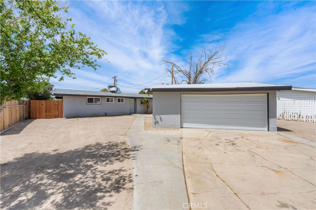 15593 M Street Property Photo