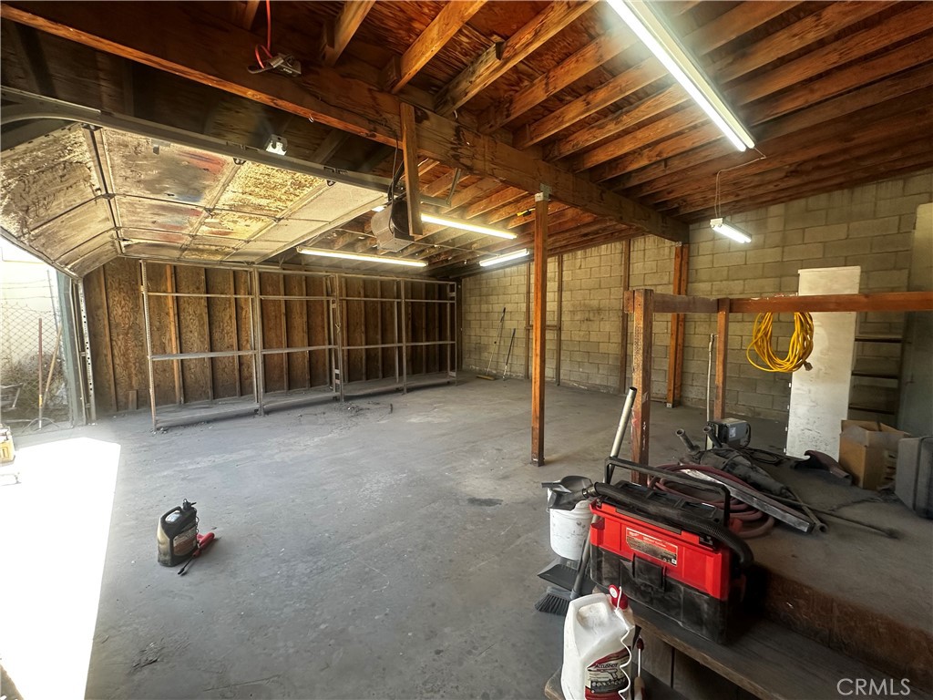 45231 Trevor Avenue Property Photo 7
