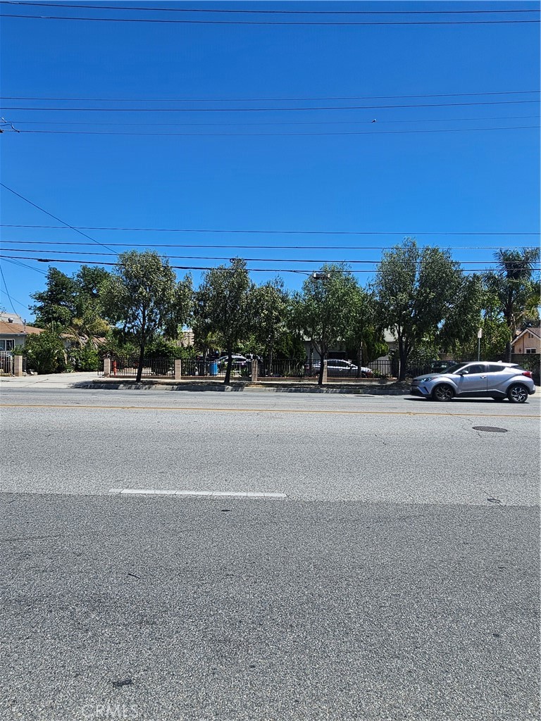 7353 Citrus Avenue Property Photo 7