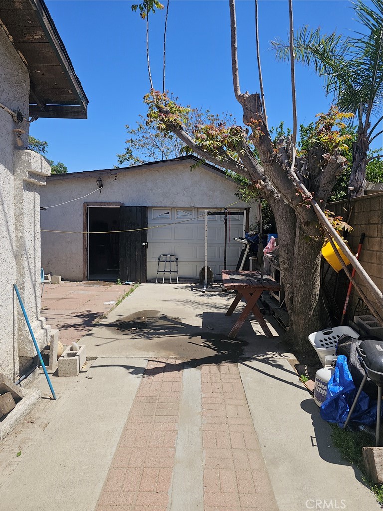 7353 Citrus Avenue Property Photo 12