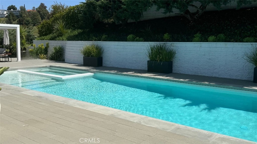 21700 Mulholland Drive Property Photo