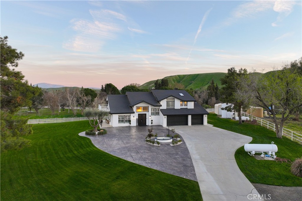 10711 Round Mountain Road Property Photo 1