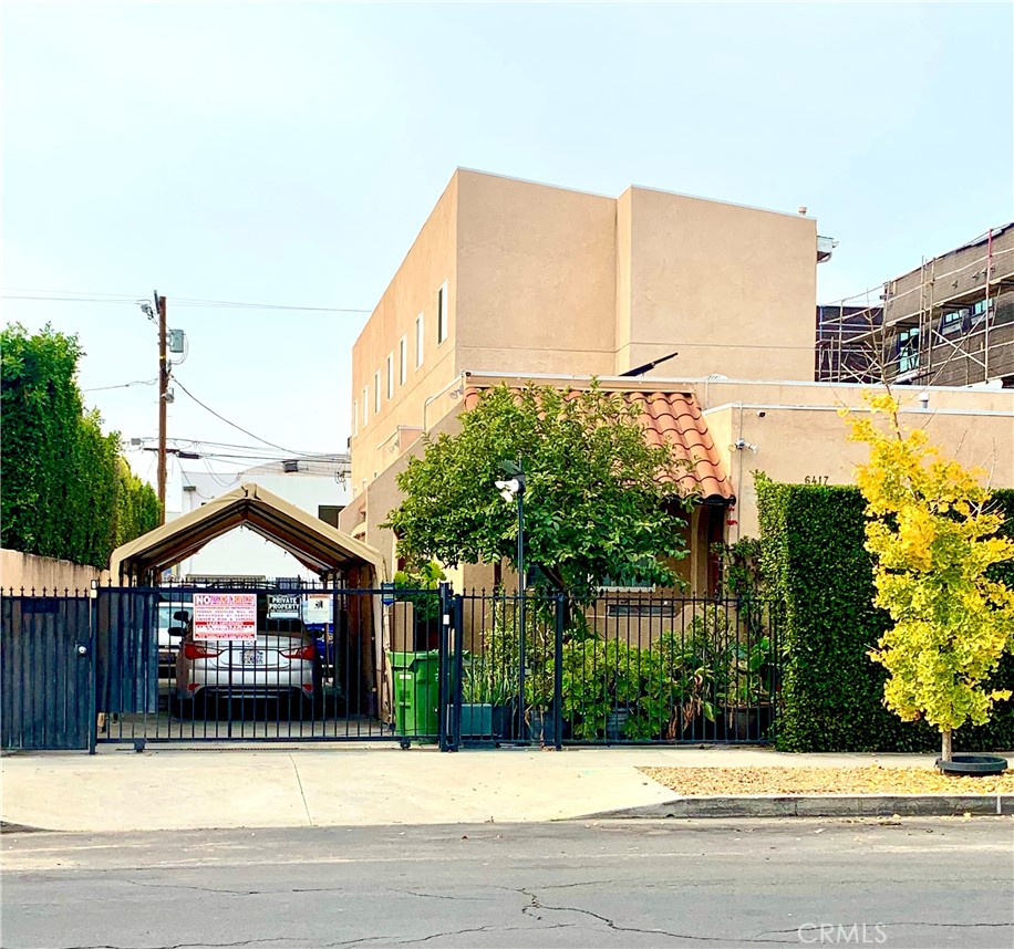 6417 Troost Avenue Property Photo 1