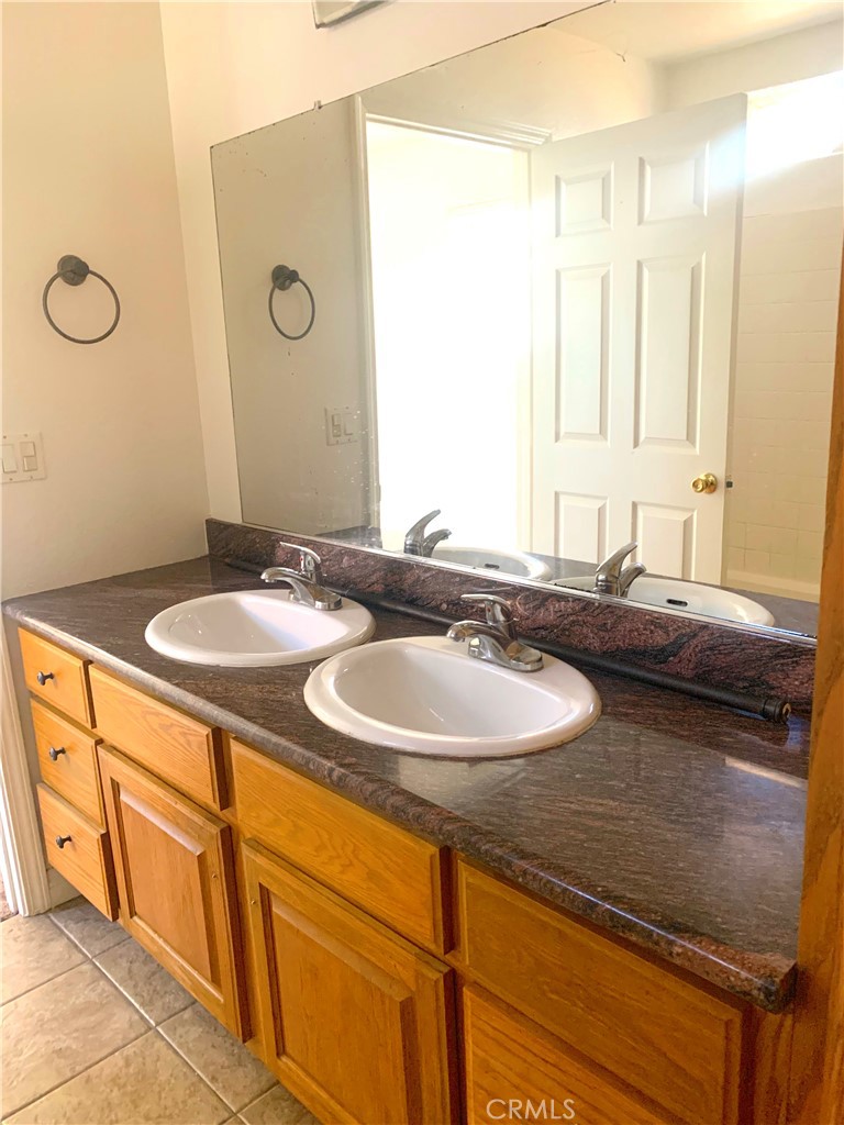 6417 Troost Avenue Property Photo 13