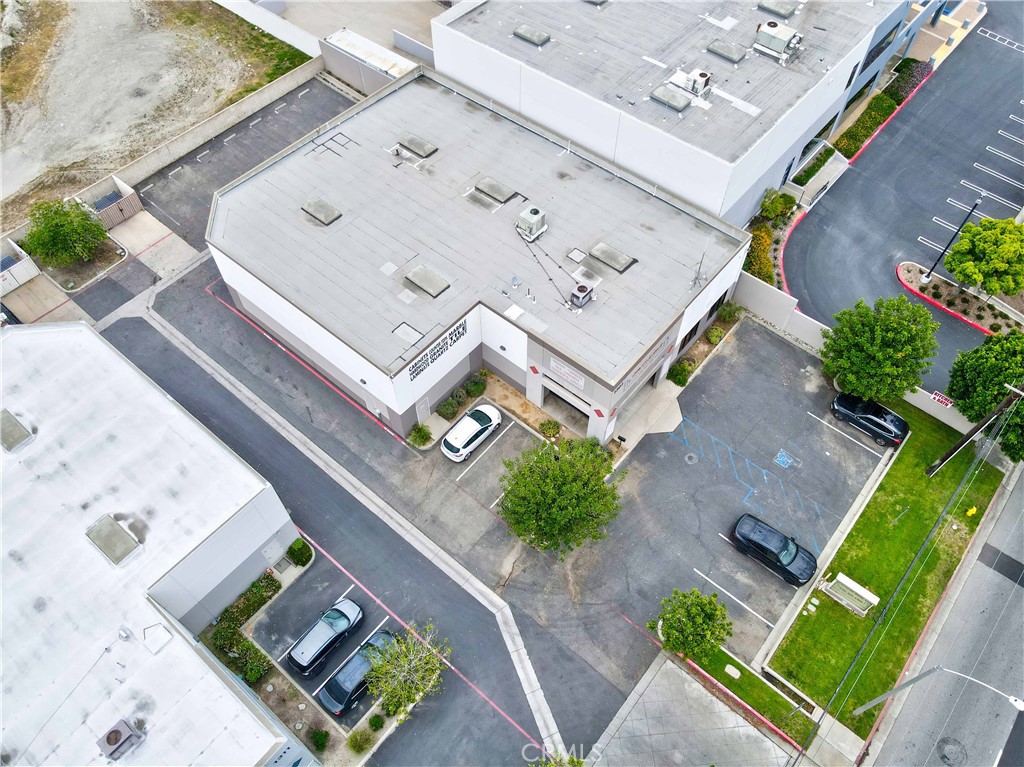 1301 W Foothill Boulevard Property Photo 3