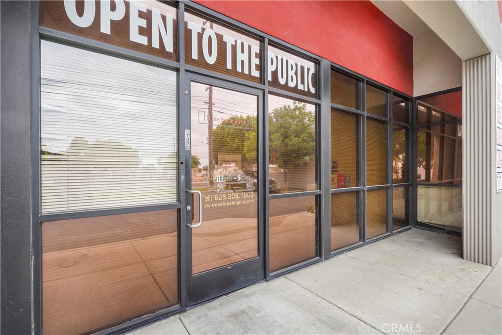 1301 W Foothill Boulevard Property Photo 7