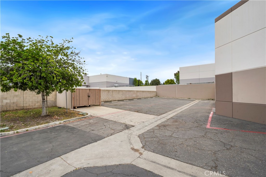 1301 W Foothill Boulevard Property Photo 39