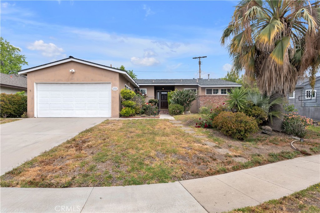 13449 Stagg Street Property Photo 1