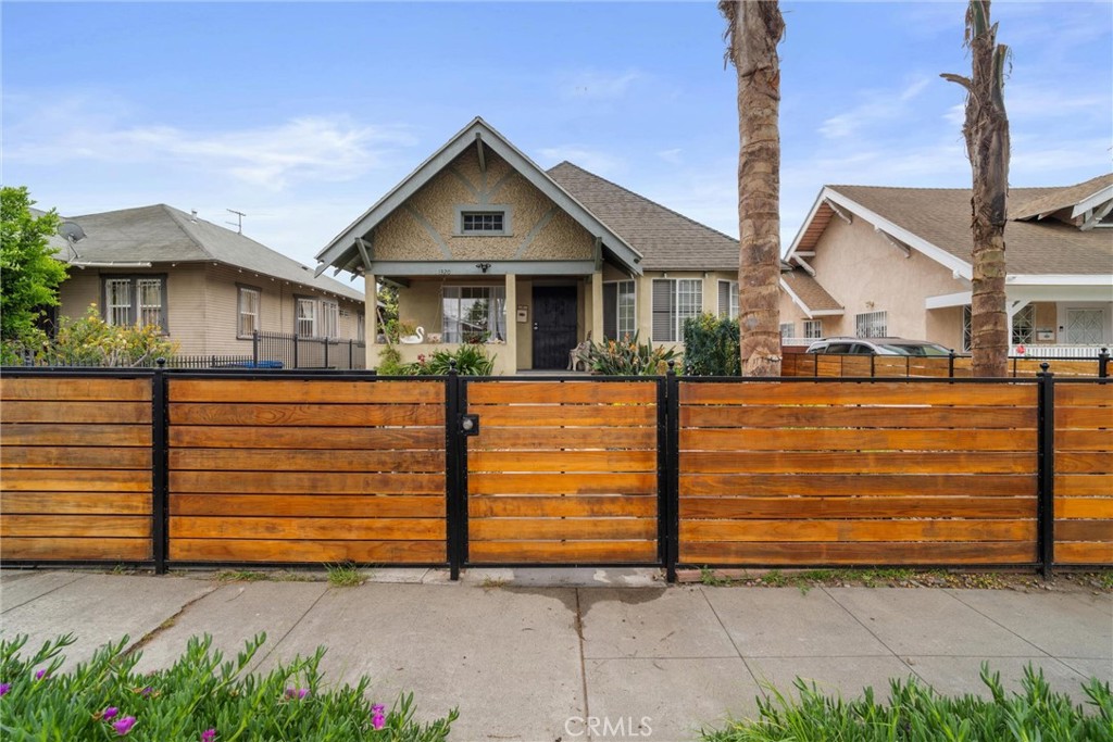 1320 W 50th Street Property Photo 1