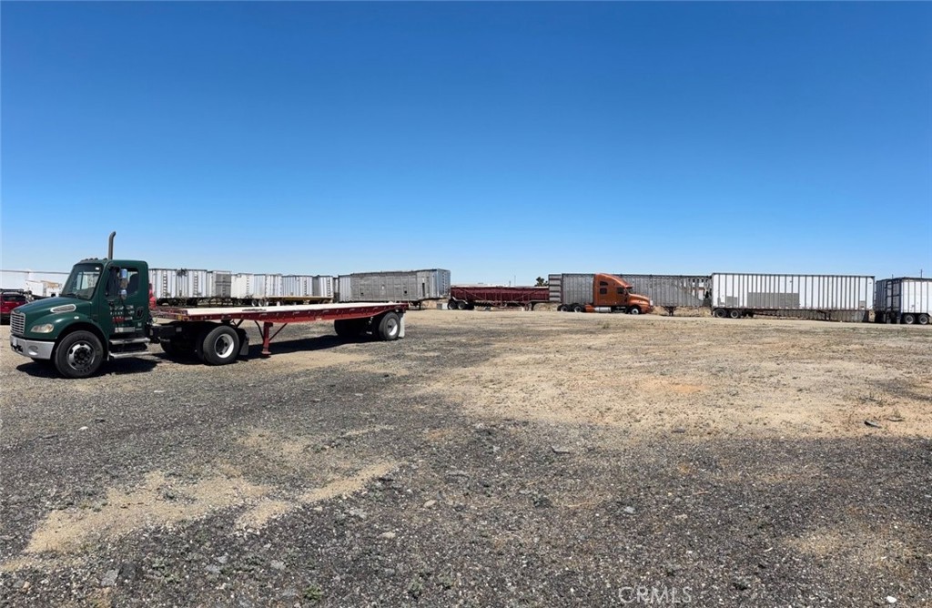 42056 7th Street E Property Photo 1