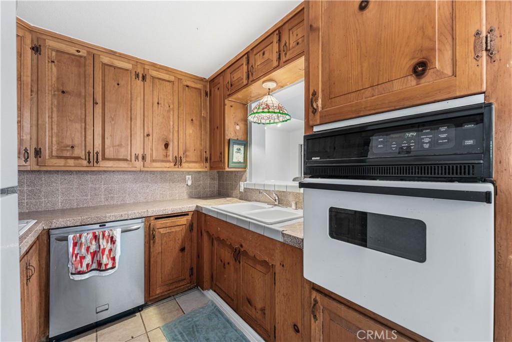 15356 Carol Street Property Photo 12