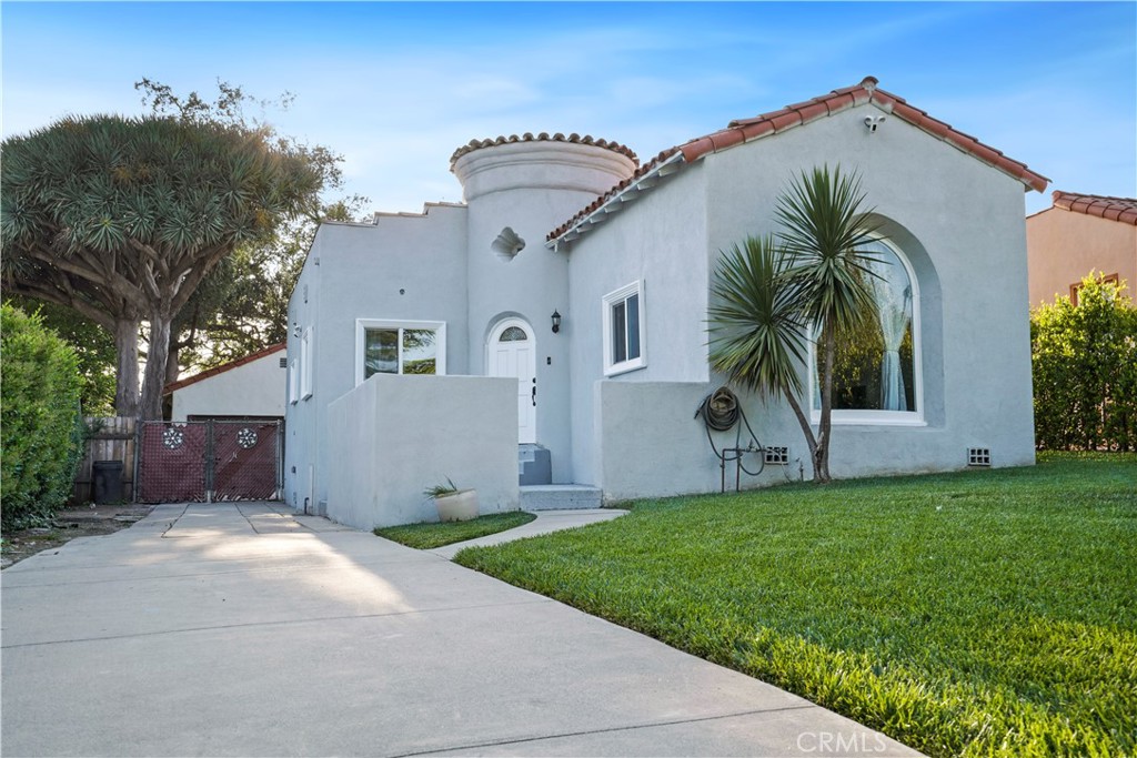 4615 Grand Avenue Property Photo 1