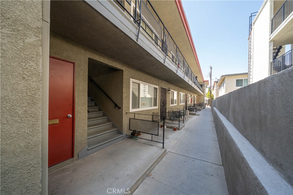 135 S Belmont Street Property Photo 5