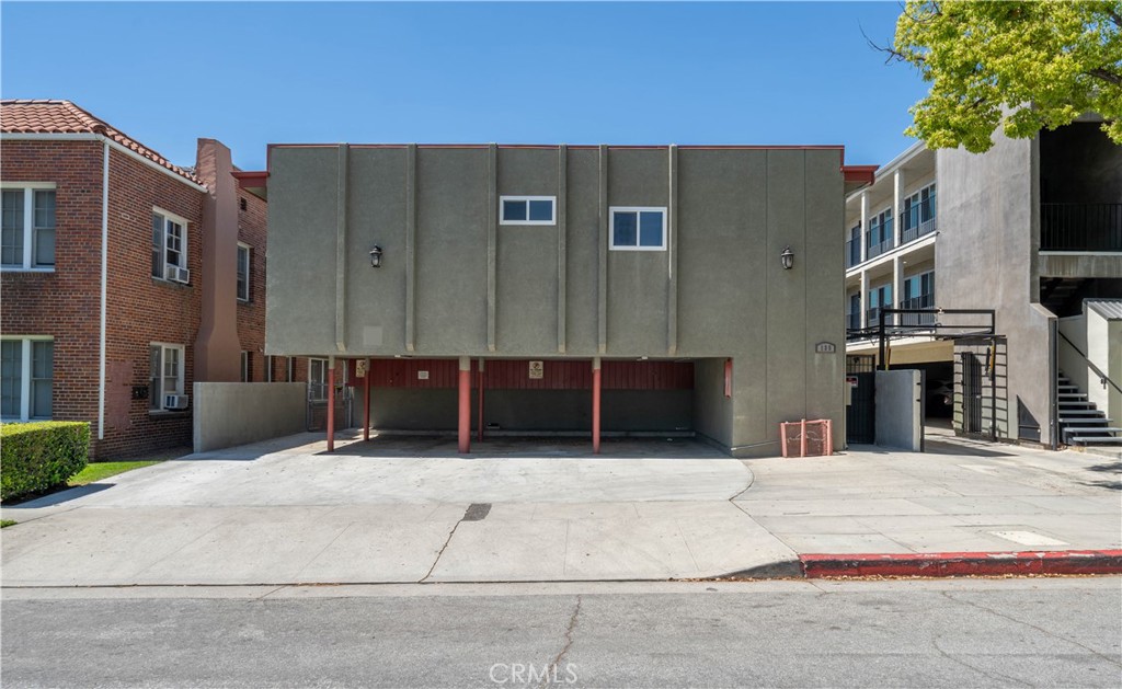 135 S Belmont Street Property Photo 11