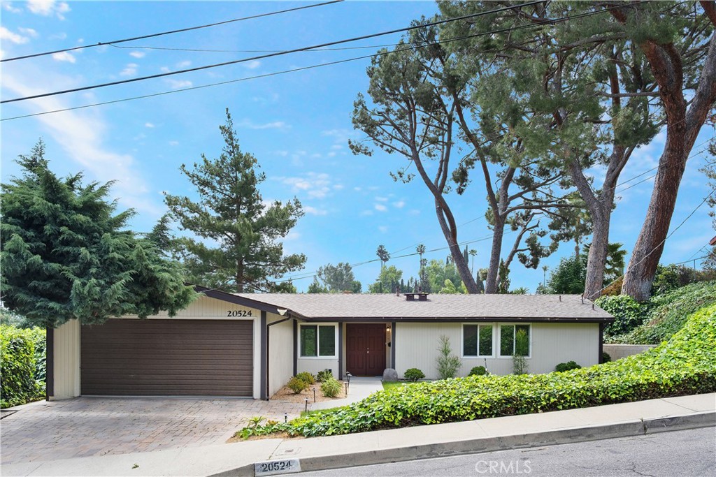 20524 Rhoda Street Property Photo