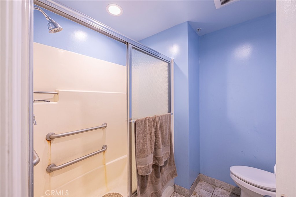 15723 Kadota Street Property Photo 12