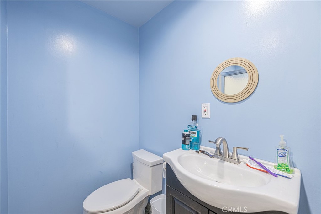 15723 Kadota Street Property Photo 13