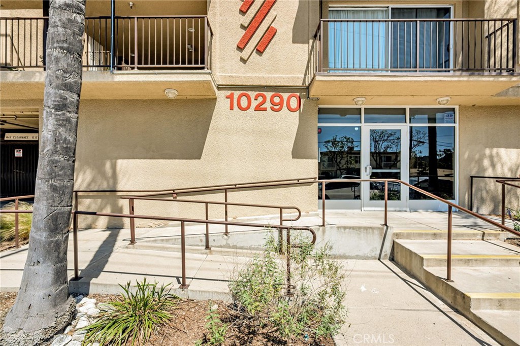 10290 Tujunga Canyon Blvd 102 Property Photo 1