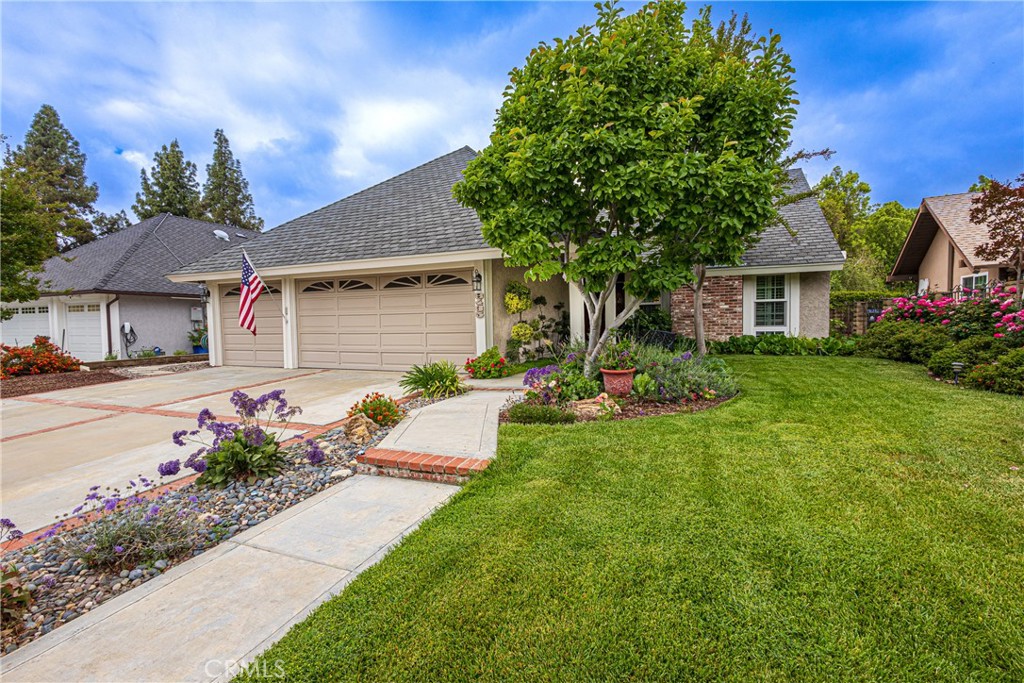 8435 Sale Avenue Property Photo 1