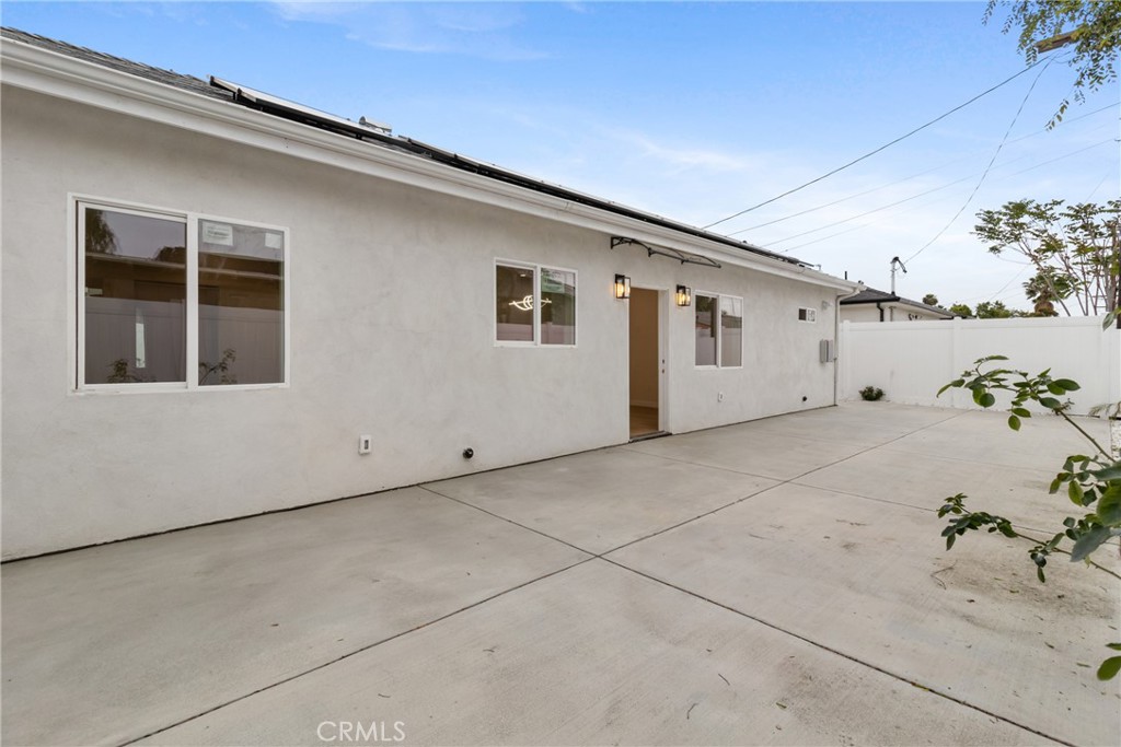 8853 Remick Avenue Property Photo 1