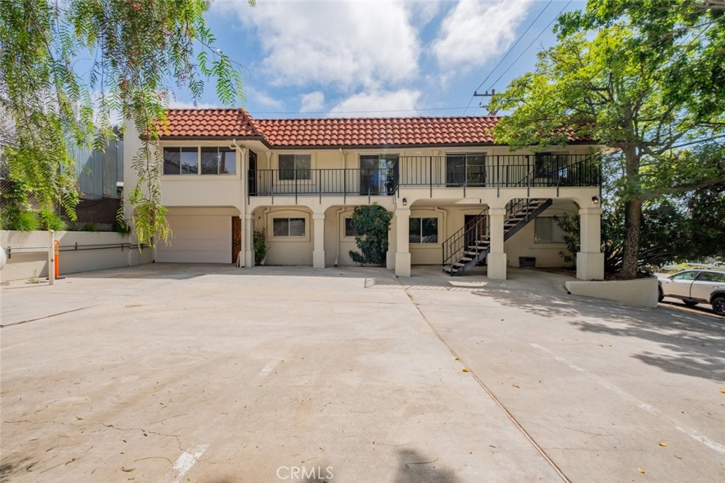 23403 Lake Manor Drive Property Photo 1