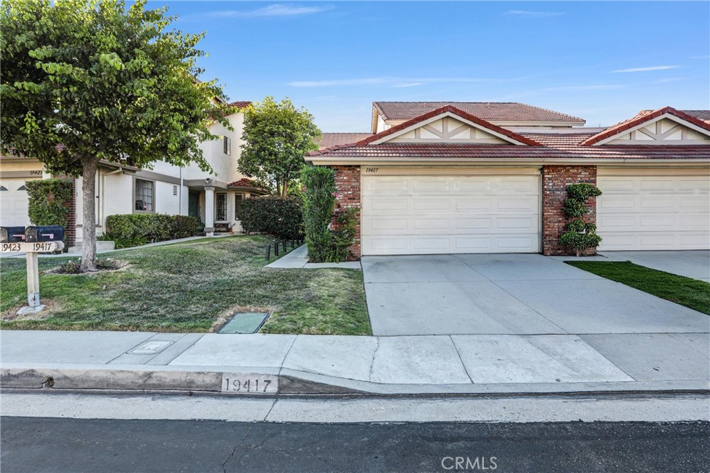 19417 Crystal Ridge Lane Property Photo 1
