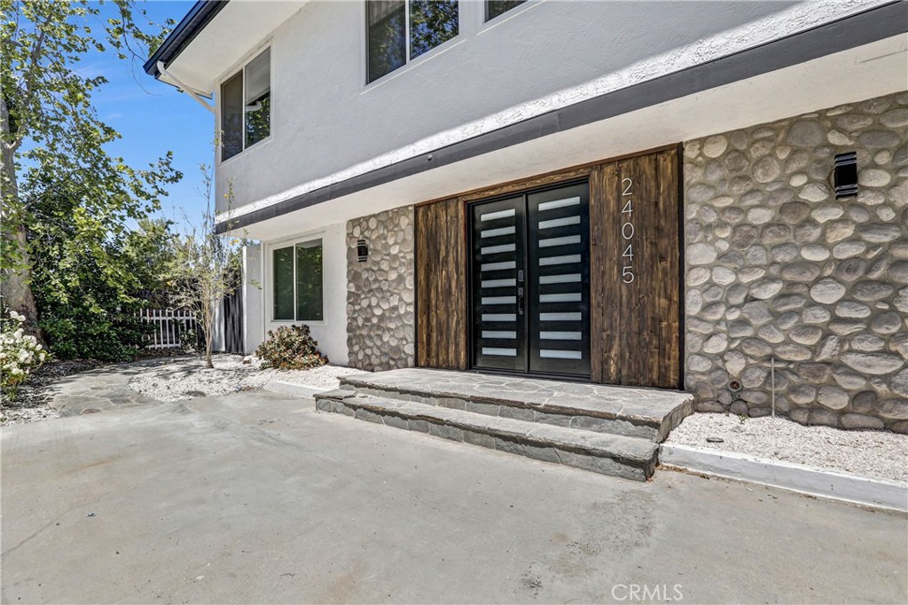 24045 Philiprimm Street Property Photo