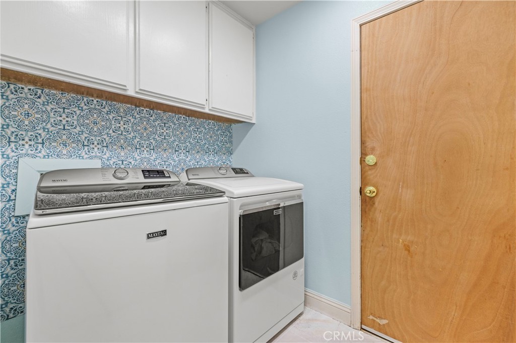 10213 Single Oak Drive Property Photo 13