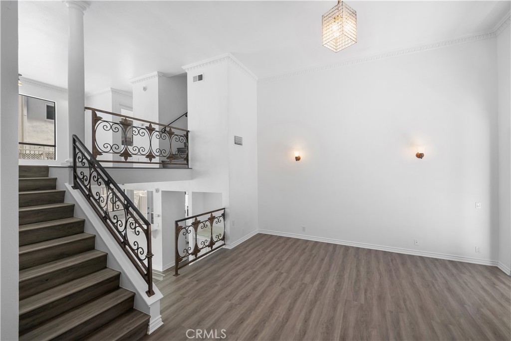11954 Mayfield Avenue 3 Property Photo 1