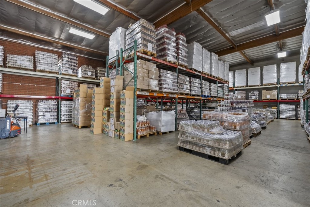 8163 Lankershim Boulevard Property Photo 14
