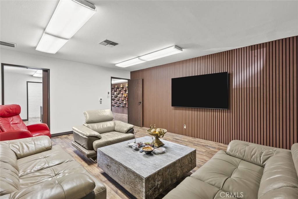 8163 Lankershim Boulevard Property Photo 23